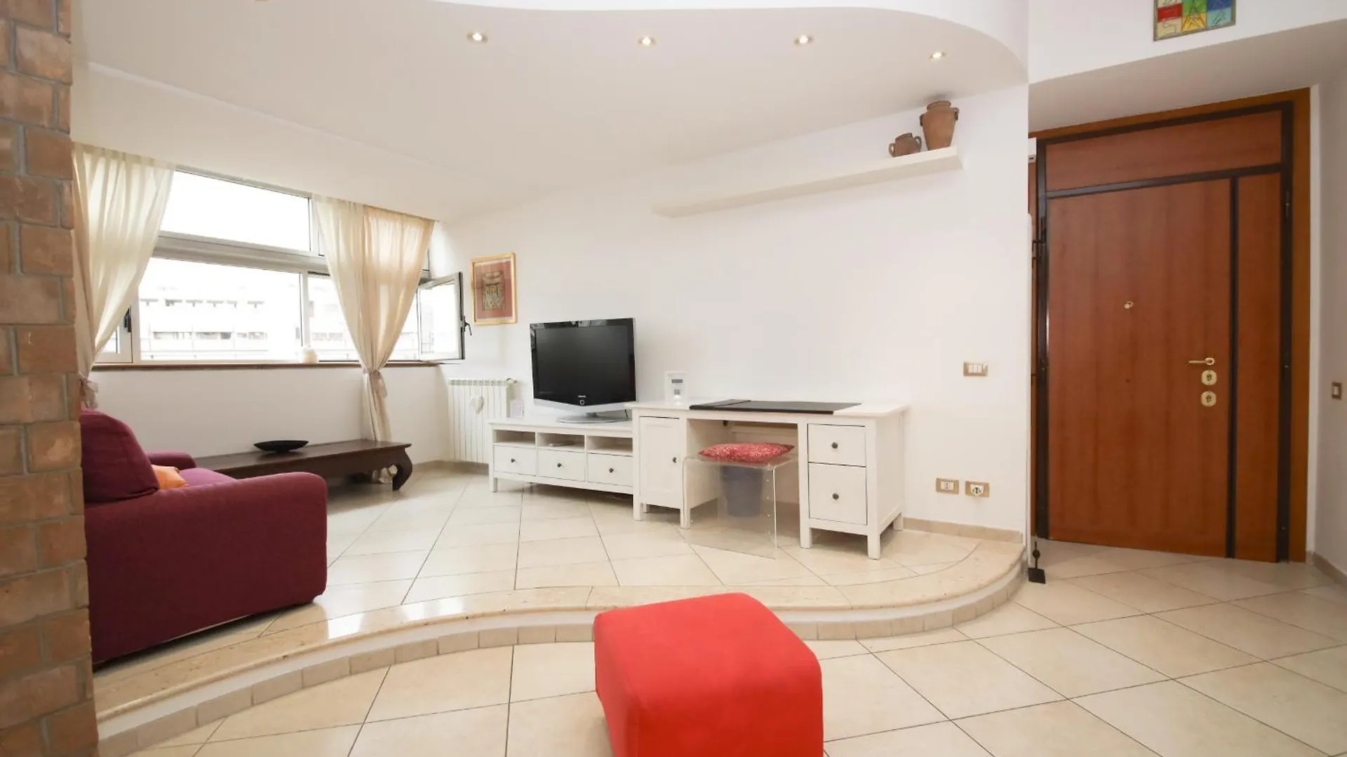 Mama Guest House By Ghor Rome